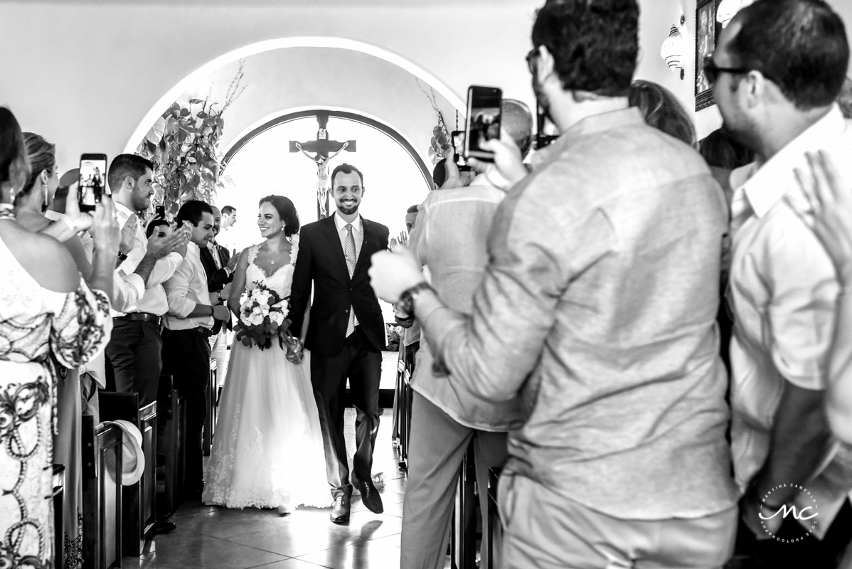 Catholic wedding in Playa del Carmen, Mexico. Martina Campolo Photography