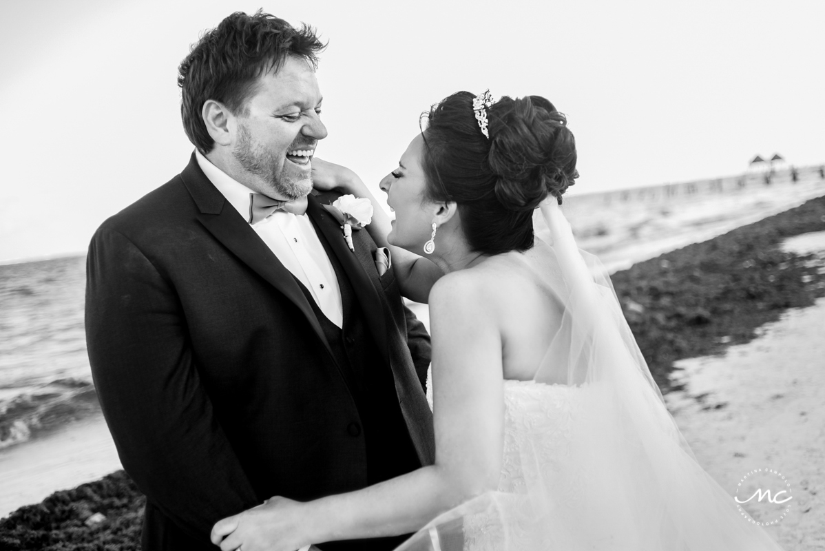 Black and white bride and groom portraits at Now Sapphire Riviera Cancun, Mexico. Martina Campolo Photography